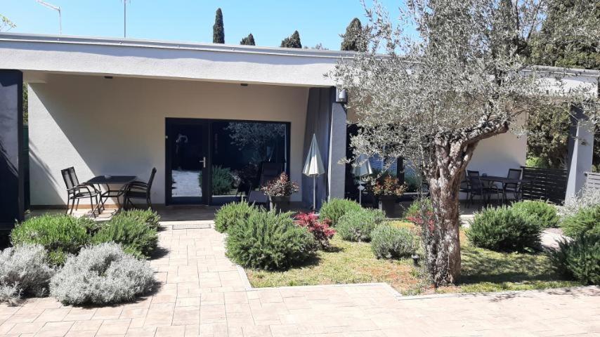 Apartmani Brajkovic Rovinj Habitación foto